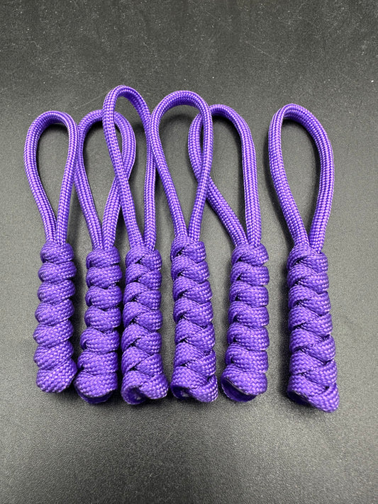 Paracord zip pulls in a Halloween themed purple
Sold as a 6 pack theses are light weight, strong and all handmade in our U.K. store