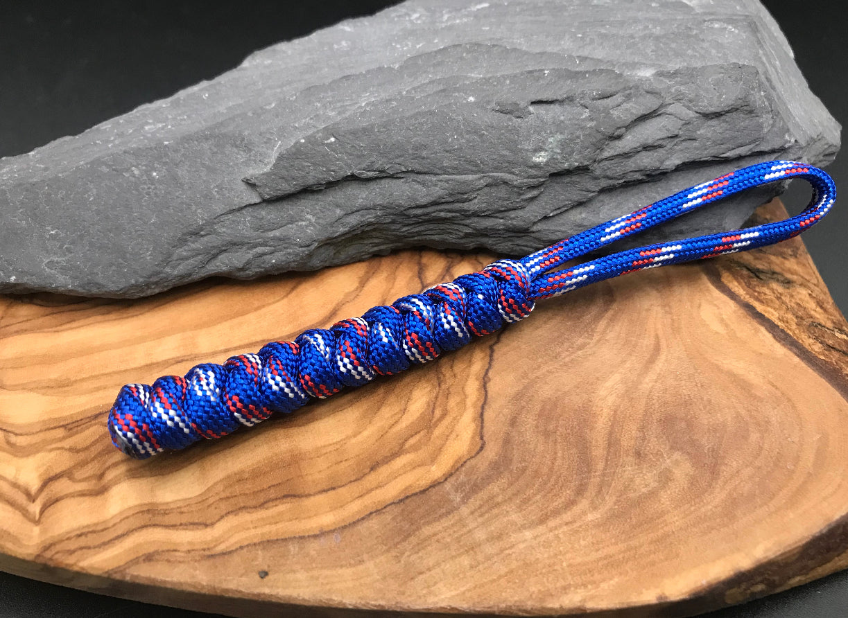 Hand made Paracord lanyard in U.K Jubilee blue / patriot theme (blue red white dark blue coloured snake knot design