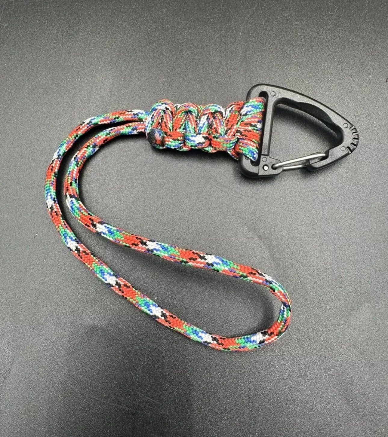 EDC triangular clip Paracord lanyard