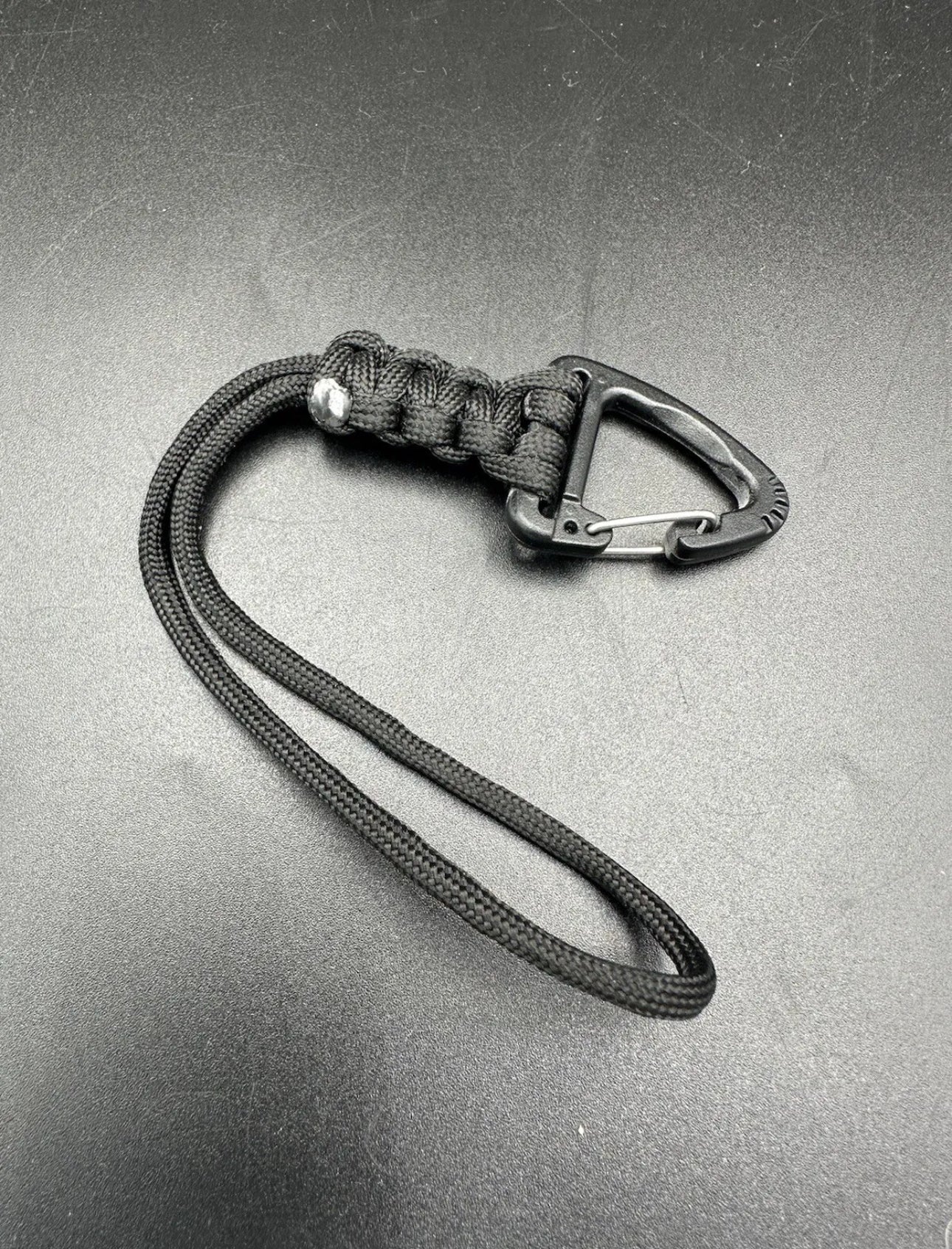 EDC triangular clip Paracord lanyard