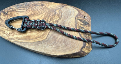 EDC triangular clip Paracord lanyard