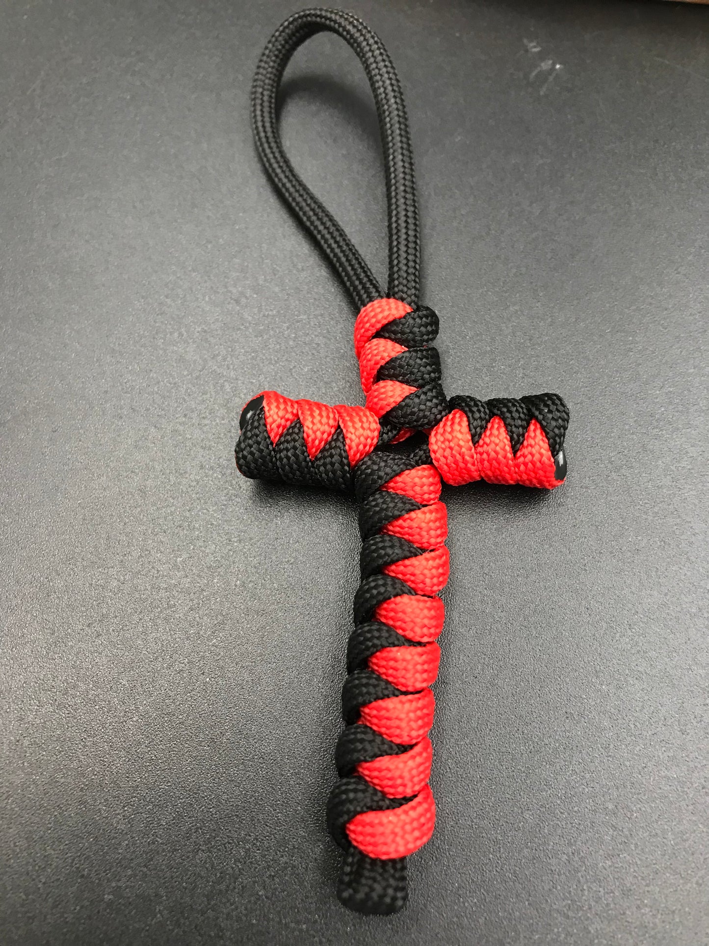 Handmade Paracord cross crucifix pendant in Black and red