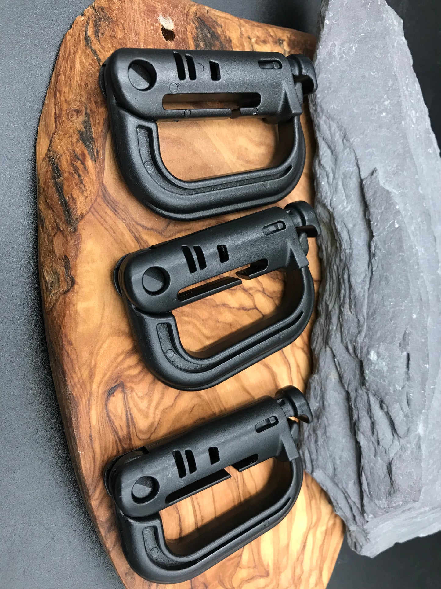 Tactical bag molle D ring attachment