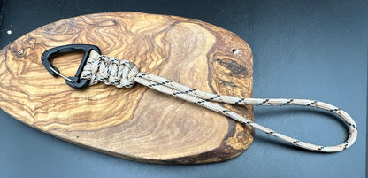 EDC triangular clip Paracord lanyard