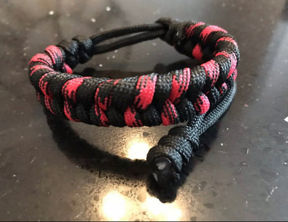 Paracord survival bracelets fishtail design